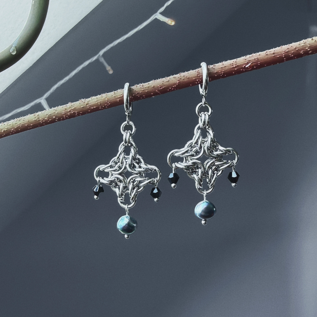 Lunaris Earrings